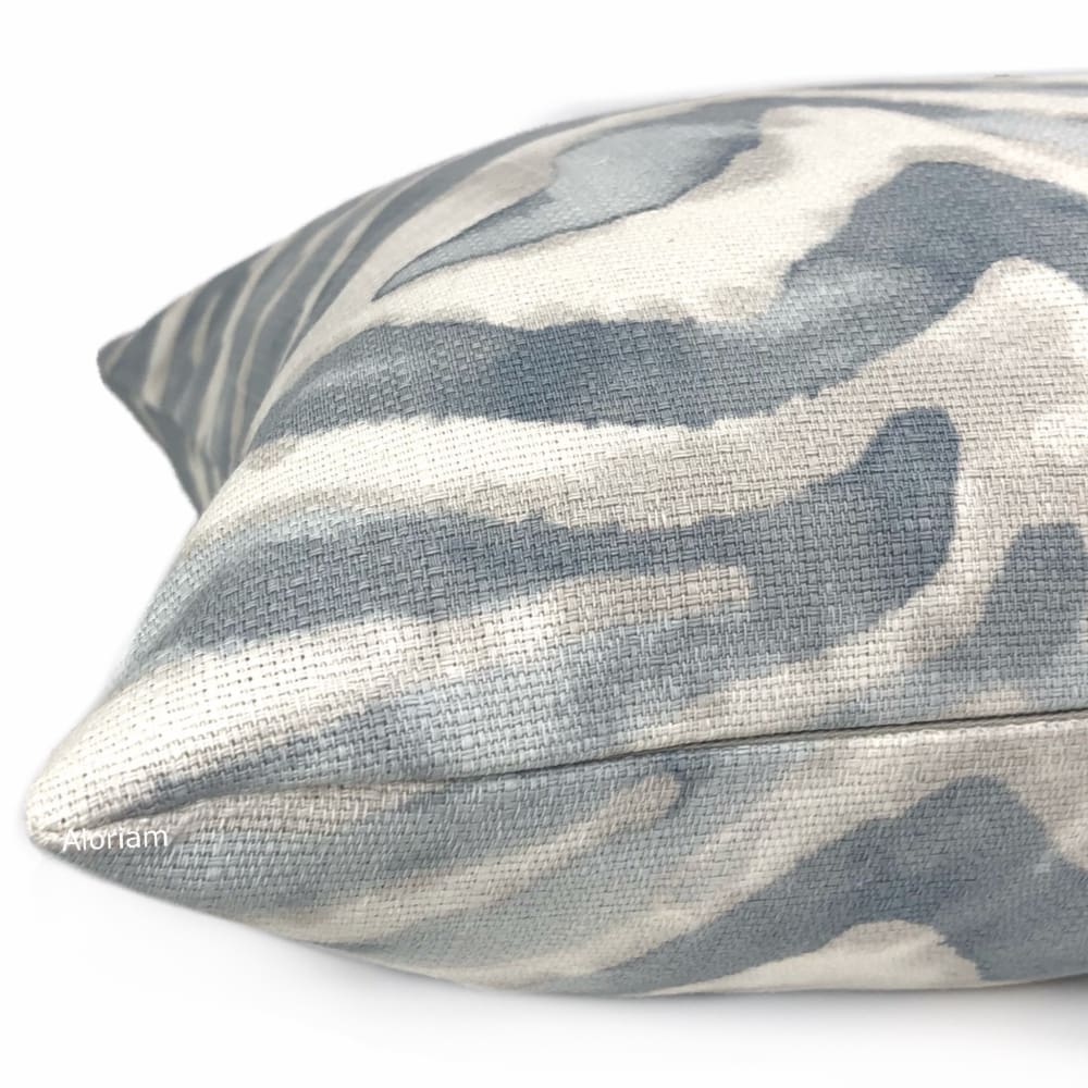 Abstract Pillow Cover Set with Gray Stripes – Akasia