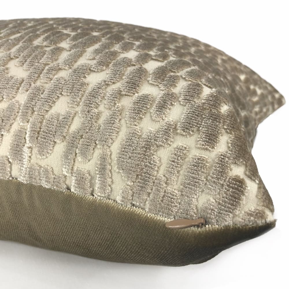 Bellini Sahara Sands Cut Velvet Dots Pillow Cover - Aloriam