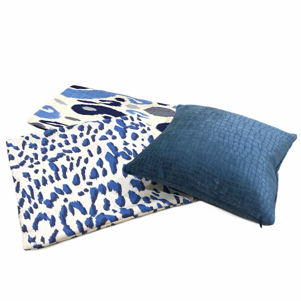 Cerulean Blue Crocodile Alligator Shiny Chenille Velvet Pillow Cover - Aloriam