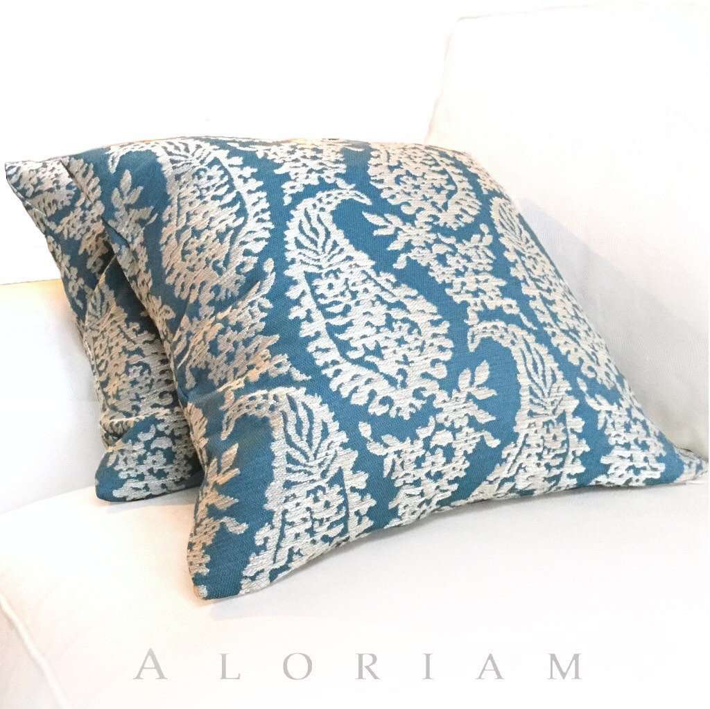 Fabricut Napoli Turquoise Teal Cream Paisley Motif Pillow Cushion Cover