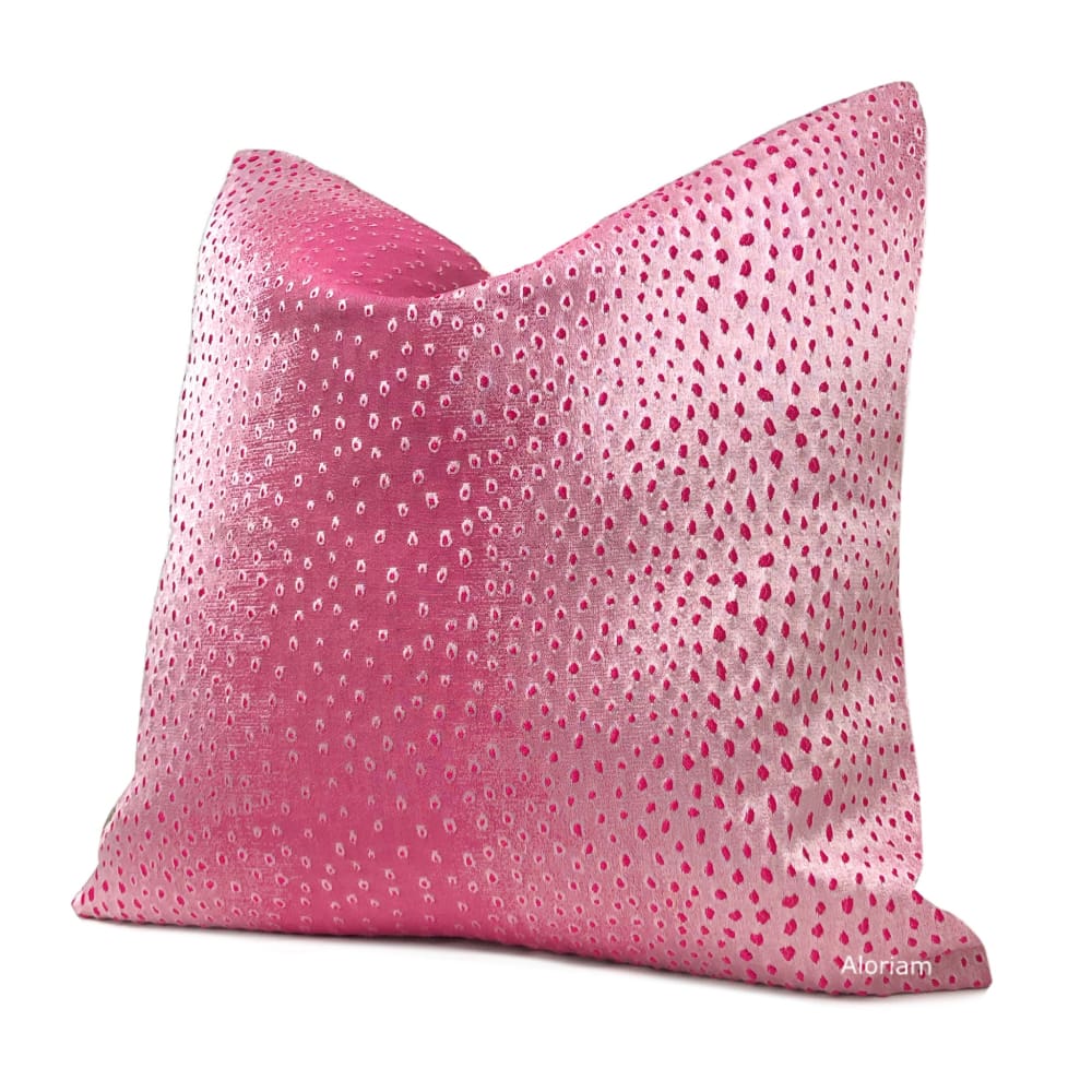 Geko Pink Lizard Texture Pillow Cover - Aloriam