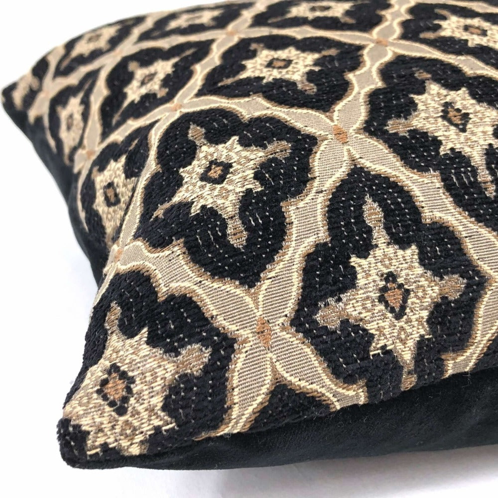 Highland Court Logan Black Linen Greenwich Traditional Geometric Diamond Tile Pillow Cushion Cover Cushion Pillow Case Euro Sham 16x16 18x18 20x20 22x22 24x24 26x26 28x28 Lumbar Pillow 12x18 12x20 12x24 14x20 16x26 by Aloriam