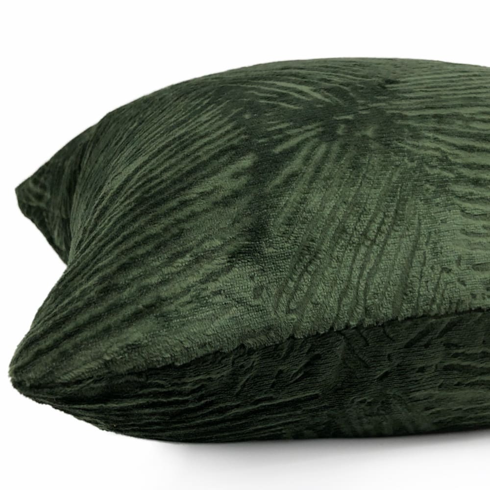 Isla Jungle Green Crosshatch Leaf Texture Velvet Pillow Cover - Aloriam