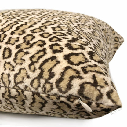 Lynx Cream Beige Wildcat Leopard Print Velvet Pillow Cover - Aloriam