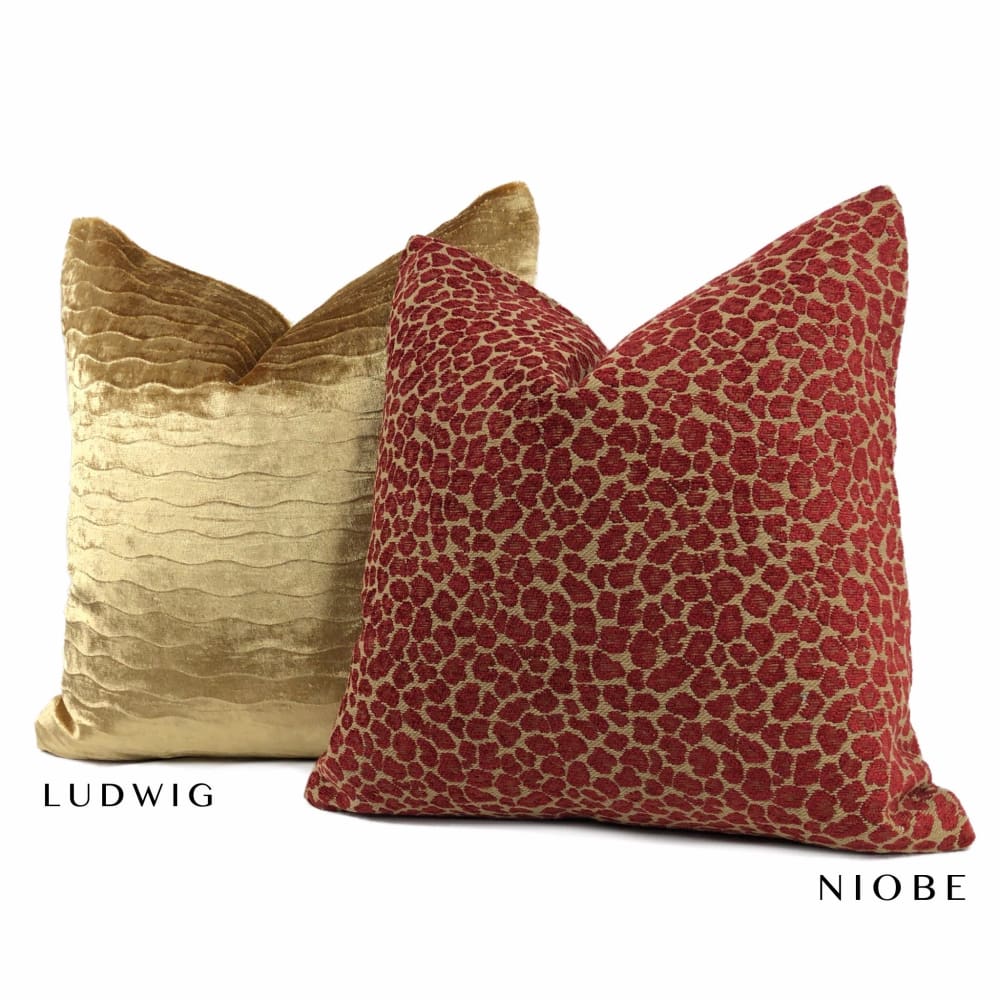 Niobe Red Camel Tan Leopard Spots Chenille Pillow Cover - Aloriam